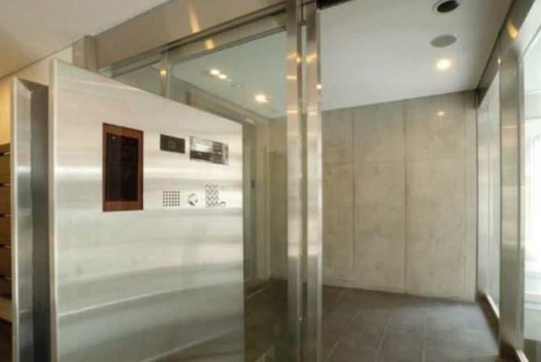 中央区銀座８丁目の賃貸マンションのその他|エントランス