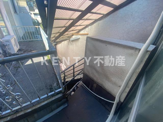 【バルコニー】 | 山王ハウス | 開放的で明るい空間を演出してくれるバルコニーです