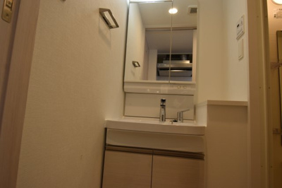 【洗面所】 | ディームス塚本 | 使いやすい洗面所です