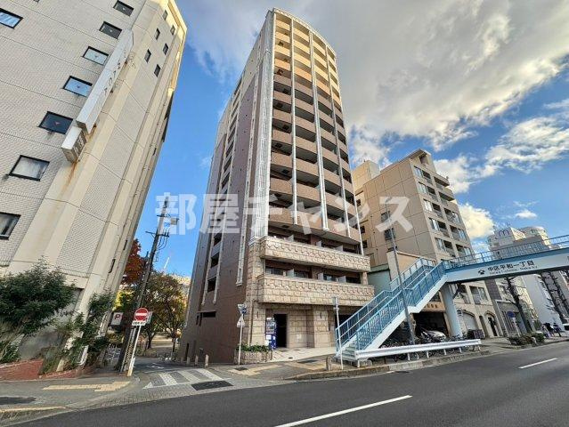 プレサンス金山グリーンパークスの外観