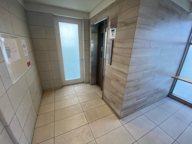 オーキッドレジデンス船橋本町のエントランス