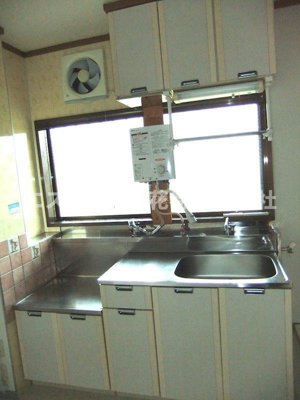 シティハイムロイヤル|瞬間湯沸かし器