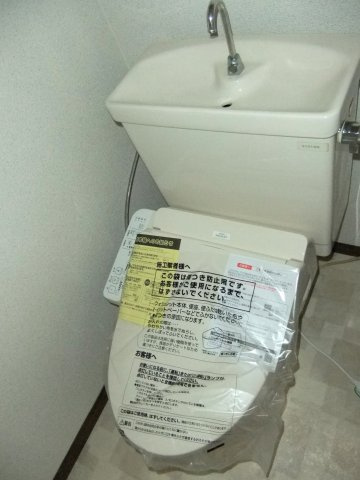 シティハイムサンポートⅠ、Ⅱのトイレ|洗浄機能付き暖房便座