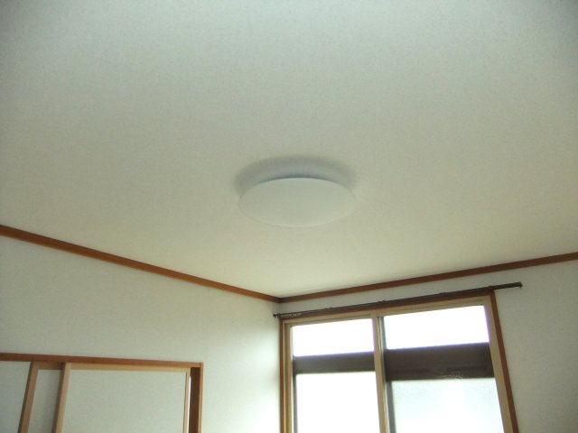 シティハイムサンポートⅠ、Ⅱの設備|照明器具がついています