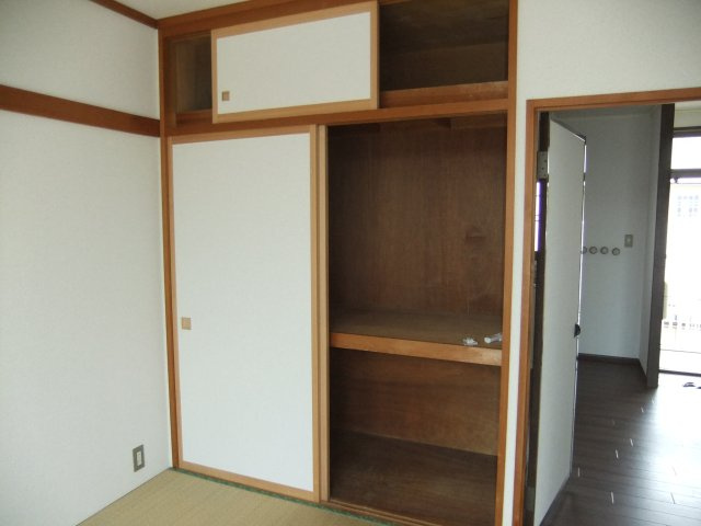 シティハイムサンポートⅠ、Ⅱの収納|和室収納
