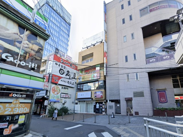秀姫駅前ビルの外観