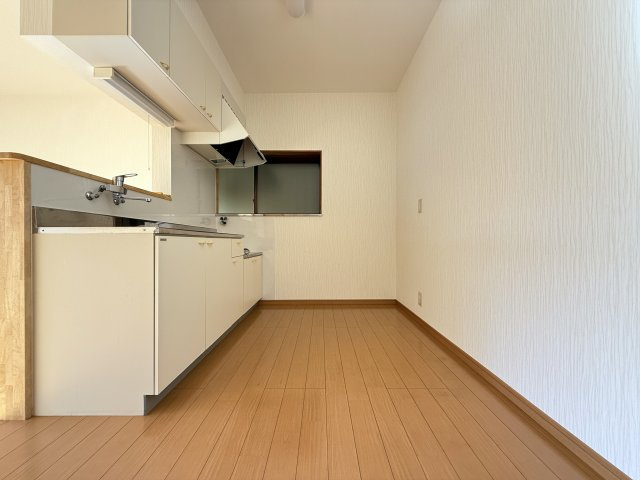 竹島町貸家の居間・リビング