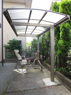屋根付駐輪場