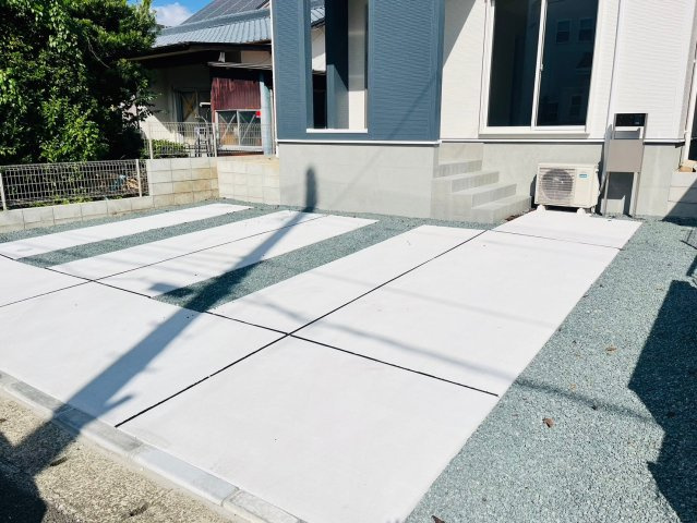 リーブルガーデン／東区花立第五／１号棟の駐車場|駐車スペースは平置きで3台可能。