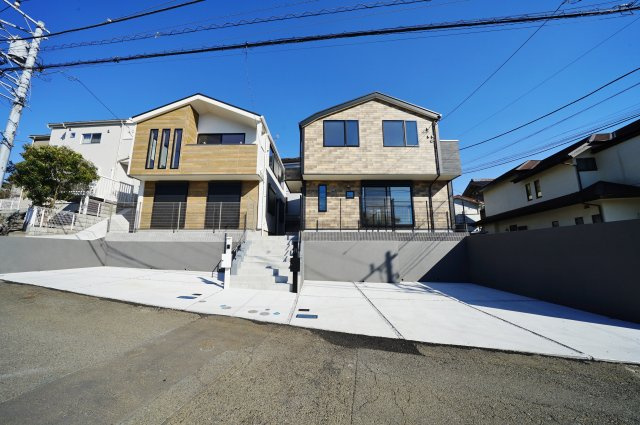 【横浜市保土ケ谷区新井町150全2棟新築戸建て】★仲介手数料無料★（新井小学校・新井中学校）の外観