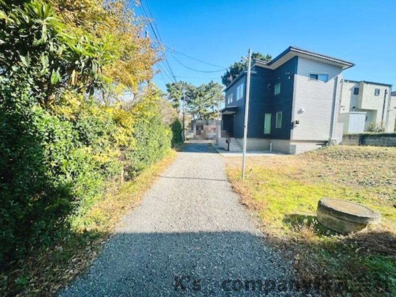 茅ヶ崎市東海岸南3丁目　建築条件無し　売地の前面道路含む現地写真|前面道路の様子です◇