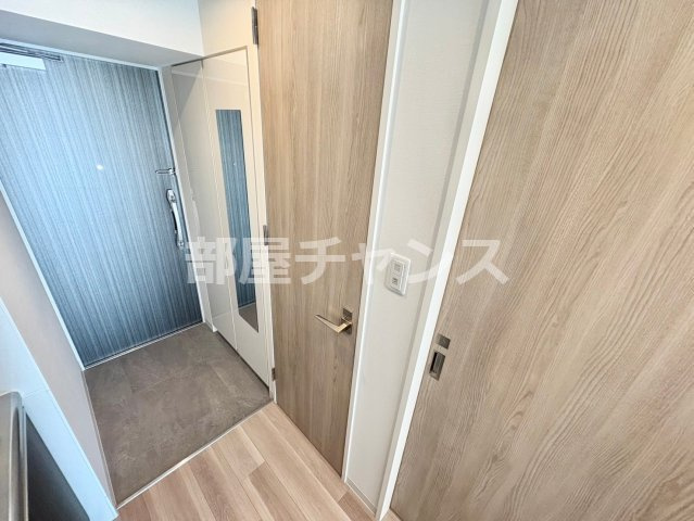 パルティール名西の玄関