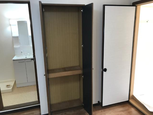 ロイヤルタムラバラ館の収納|収納