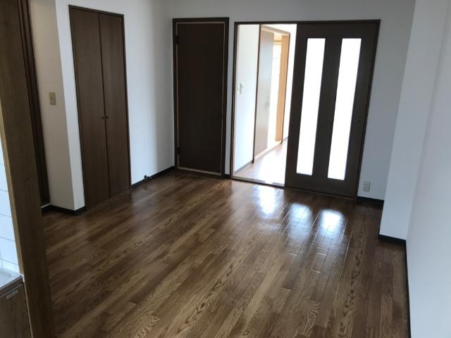 ロイヤルタムラバラ館の内装|室内