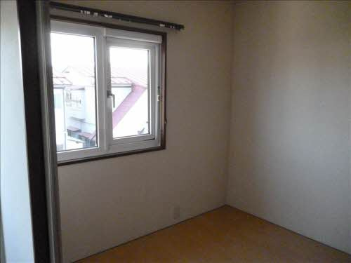 リラ・フィオーレの洋室