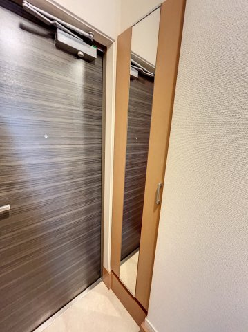 フォレストヒルズ宮崎台の玄関