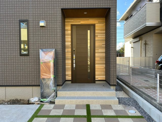 戸建　一宮市木曽川町黒田Ⅱ　全3区画分譲の玄関|玄関ドアの鍵はディンプルキーと内側はサムターンキーになっており防犯性の高い仕様になっています。