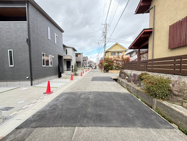 戸建　一宮市木曽川町黒田Ⅱ　全3区画分譲の前面道路含む現地写真|■前面道路　■ヤマダ不動産　株式会社リライフ　一宮店　■夢のマイホーム購入をフルサポートします！
