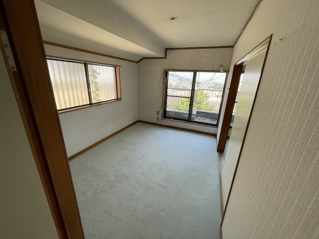 神戸市灘区篠原台　戸建の洋室|ゆったりした洋室です