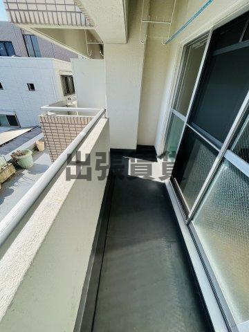 シーズンコート本陣通のバルコニー