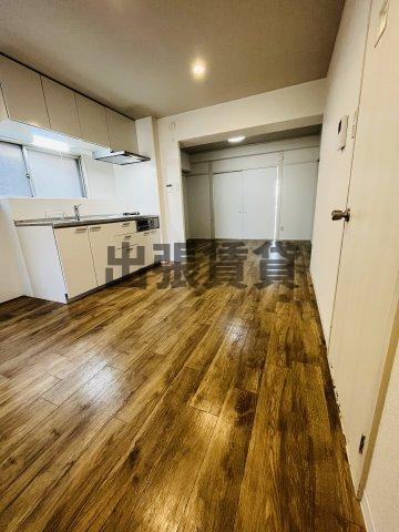 シーズンコート本陣通の居間・リビング