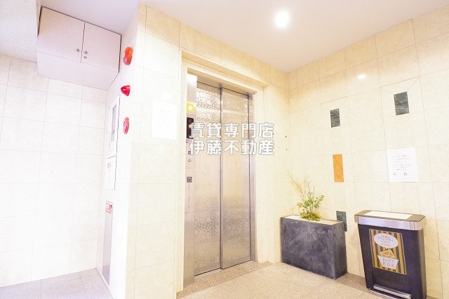 パール香ノ美のロビー