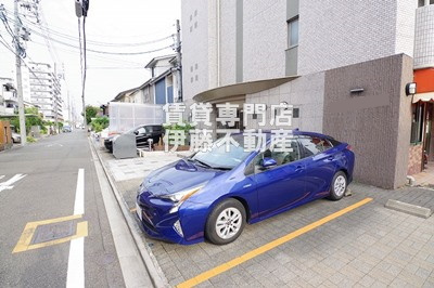 パール香ノ美の駐車場