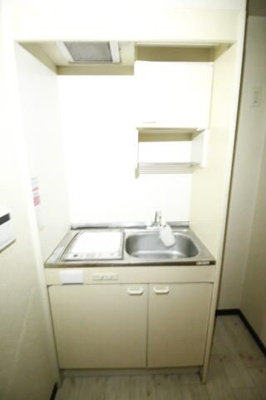 【キッチン】 | メゾン御塔坂