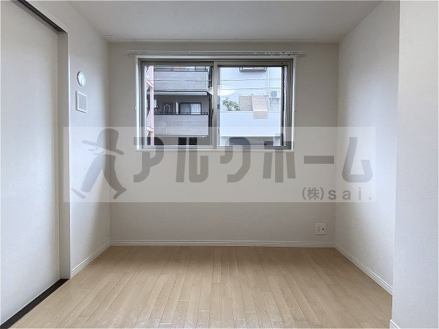 フローラ久宝寺の洋室