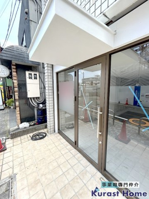 【エントランス】 | 春日丘1階テナント