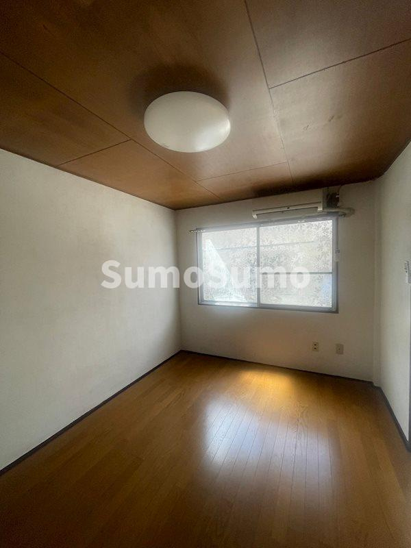 甲南荘の寝室|寝室です