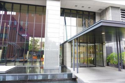 N4.TOWER（エヌフォー・タワー）のエントランス