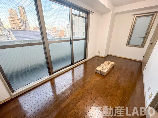 マンション弥栄の洋室