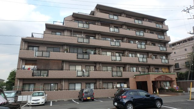日神パレステージ狭山の外観|総戸数29戸・子育てもしやすい落ち着いた住環境の6階建てマンションです。
