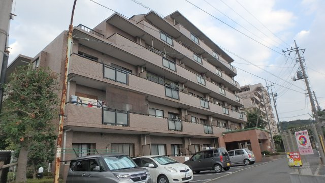 日神パレステージ狭山の外観