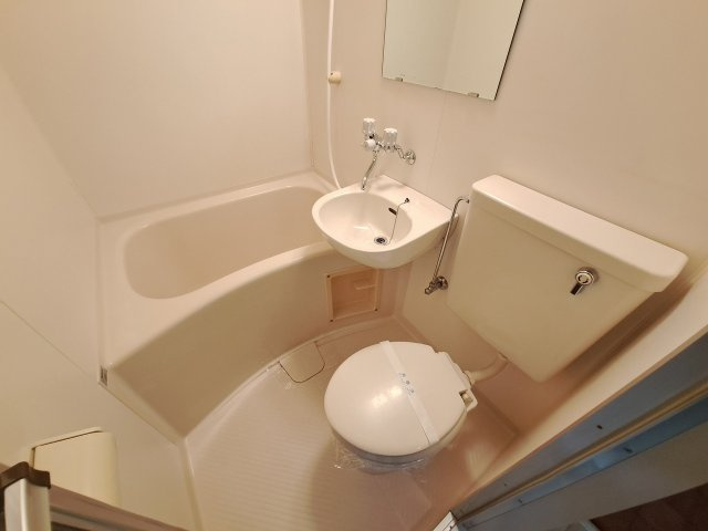 ラファエラ鳴尾Ⅱのトイレ