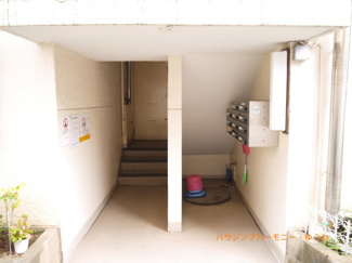 【エントランス】