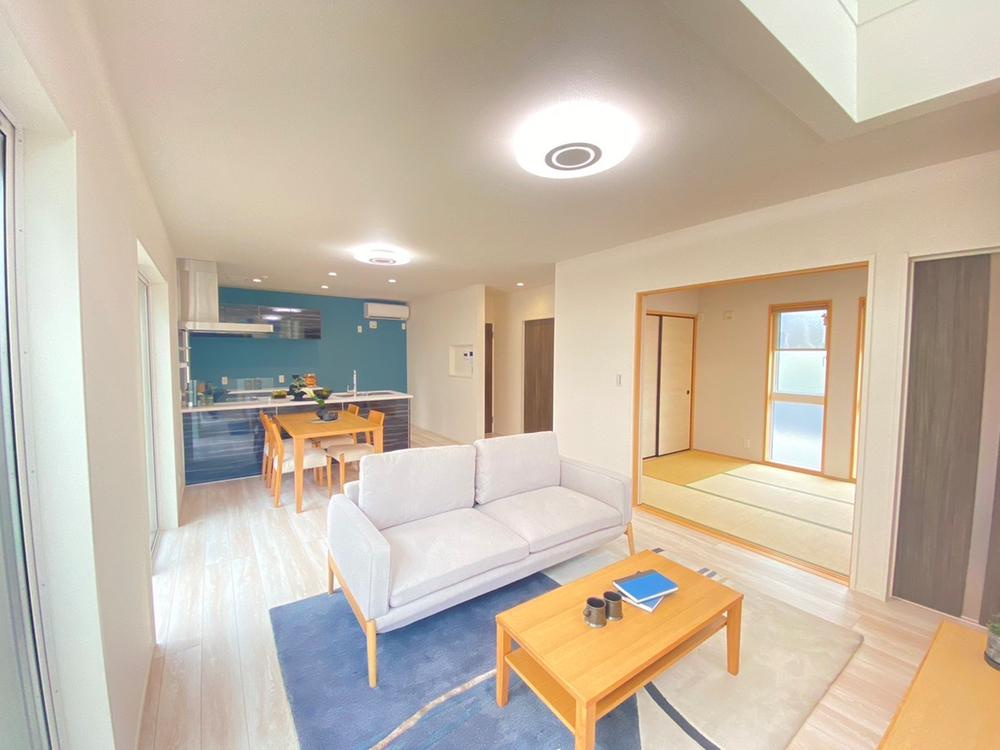 栃木市片柳町1丁目　新築戸建2号棟の居間・リビング