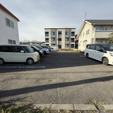 室蘭市中島町2丁目12-10月極駐車場の駐車場