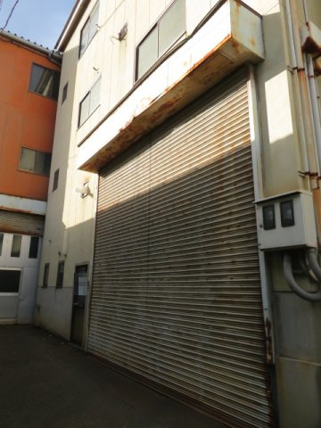 柏原市太平寺１丁目の工場の外観