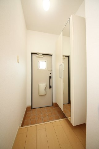 サンライズの玄関