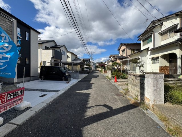 ーAdoble＋ー小倉南区湯川新町3丁目2期　【小倉南区　新築戸建て】の前面道路含む現地写真|前面道路も交通量が少なく安心です♪