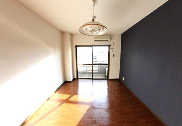 Ｃｏｕｒｔ Ｂｕｒｅｅｚｅの洋室|洋室です