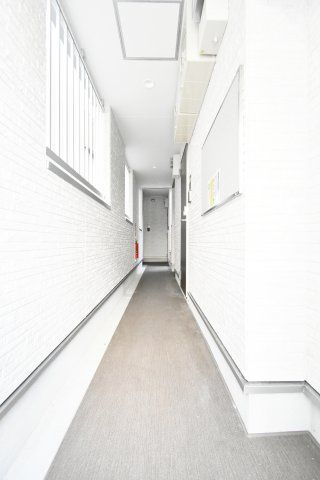 ハーモニーテラス浜口西のエントランス