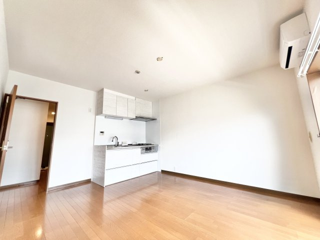 SOGREENの居間・リビング|※別部屋参考写真