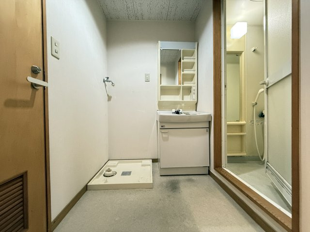 ビラ・プリンチペⅡの独立洗面台