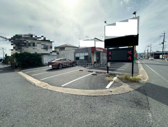 大津市下阪本５丁目の店舗一部の駐車場|駐車場です