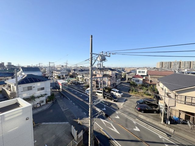 レーベンハイム吉川参番館の展望|バルコニーからの眺めです
