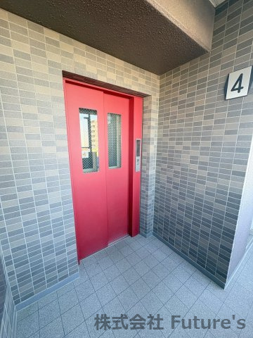 レーベンハイム吉川参番館のその他共用部分|エレベーター完備