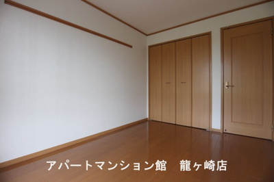 【洋室】 | ホワイトウイングA